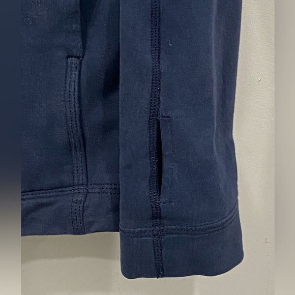 Lululemon Bliss Break Wrap French Terry in Inkwell size 4 - Picture 12 of 15